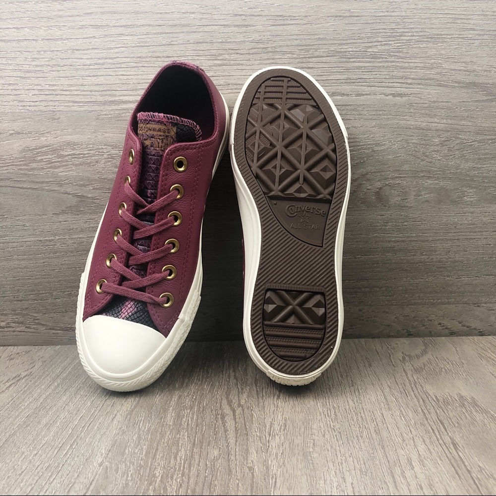 🦋Converse Chuck Taylor All Star Leather Ox Shoes - Picture 5 of 6